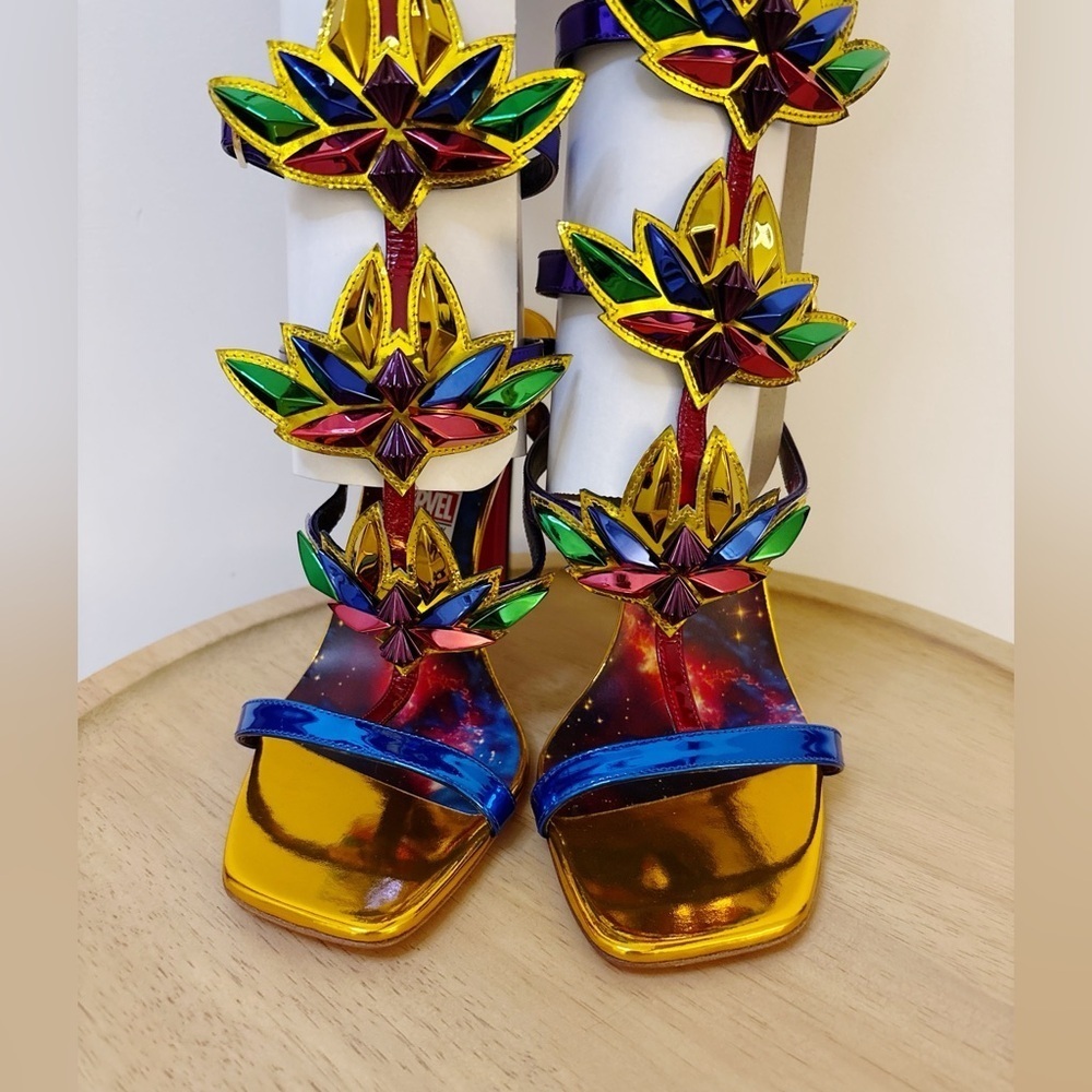 New Christian Louboutin x Marvel Sea Warrior Leather Heels - Picture 8 of 13